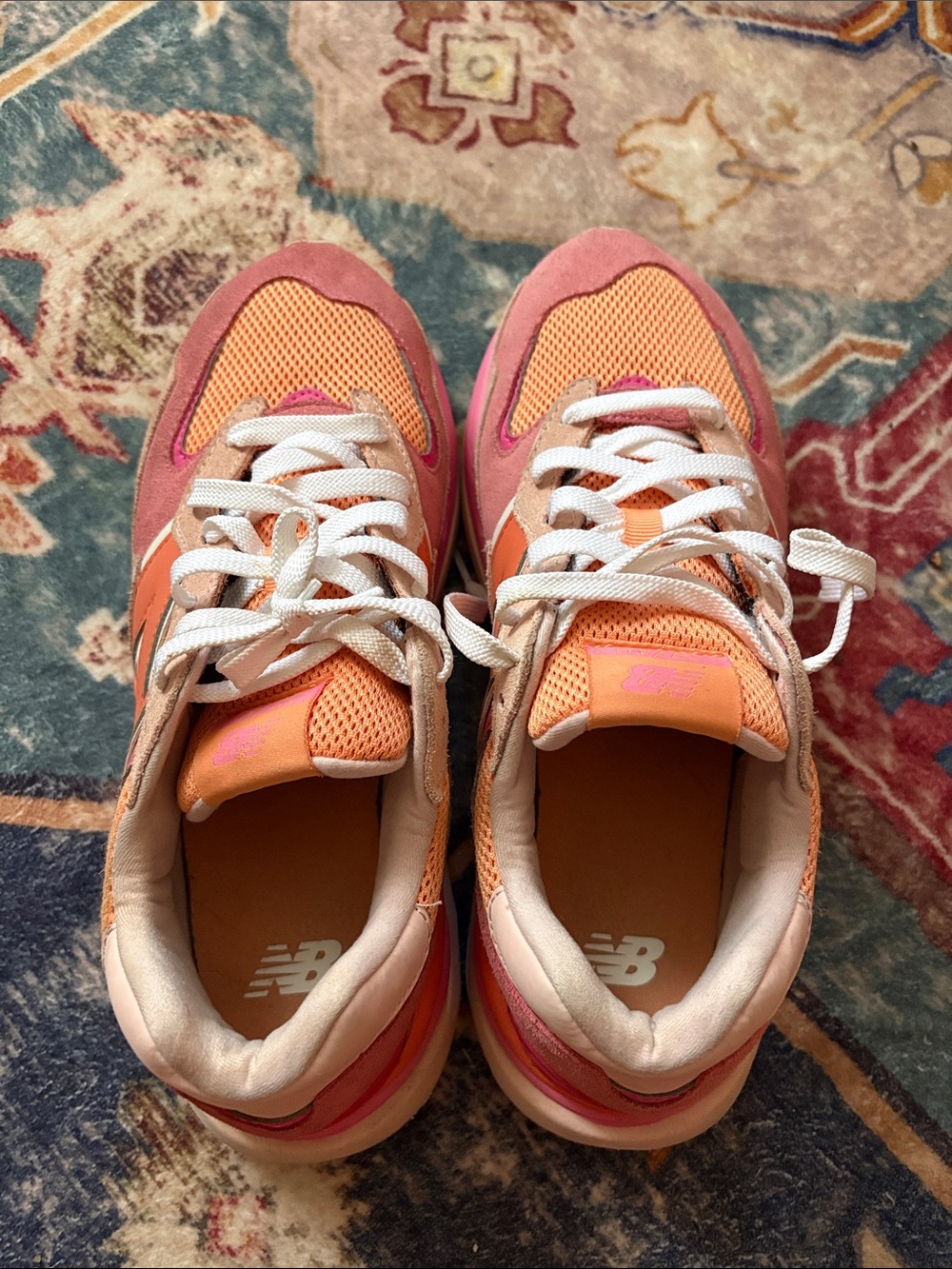 New Balance 57/40 'Valentine's Day' - Picture 2 of 3